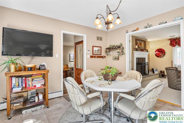 346 North 7th Street, Coopersburg Boro, PA 18036