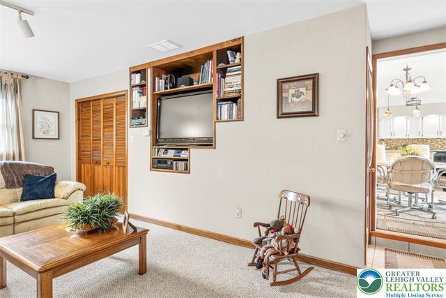 346 North 7th Street, Coopersburg Boro, PA 18036