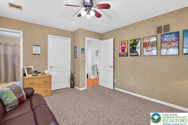346 North 7th Street, Coopersburg Boro, PA 18036