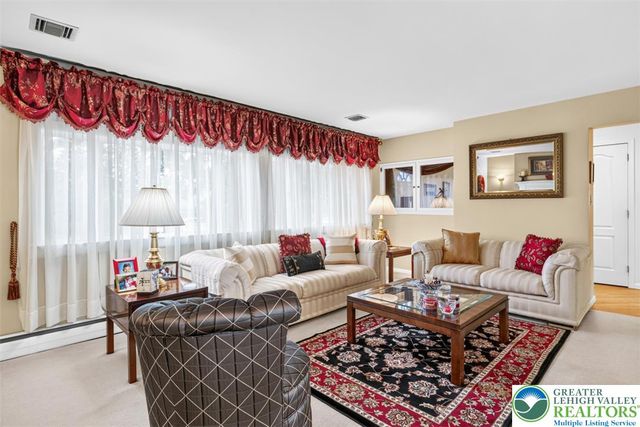 346 North 7th Street, Coopersburg Boro, PA 18036