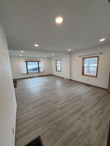 621 Dwight Street, Boscobel, WI 53805