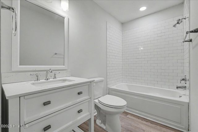 301 Montgomery Avenue, Wilmington, NC 28405