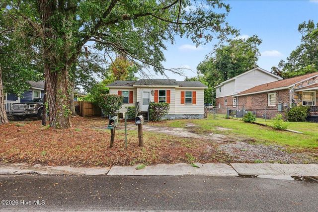 301 Montgomery Avenue, Wilmington, NC 28405