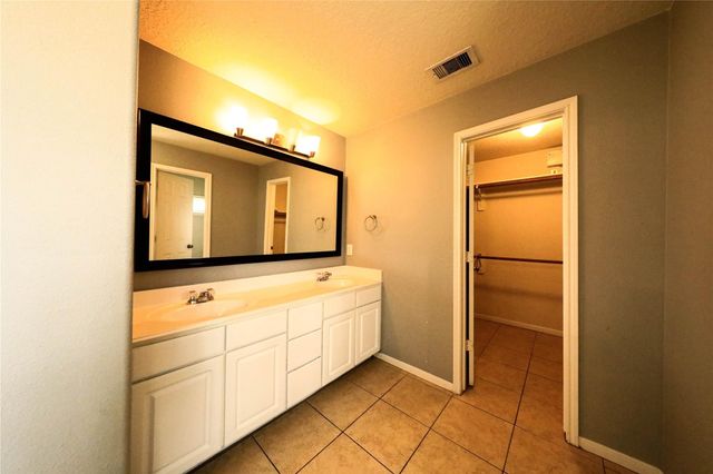 18439 Ranch View Trail, Houston, TX 77073