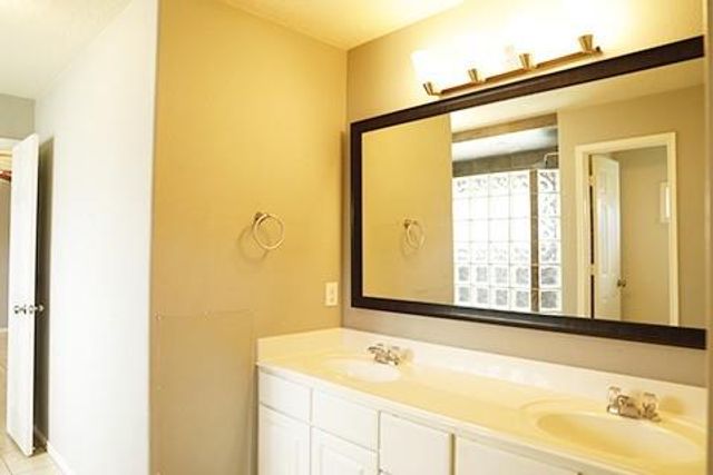 18439 Ranch View Trail, Houston, TX 77073