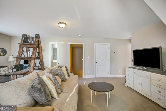 201 Country Lake Drive, Senoia, GA 30276