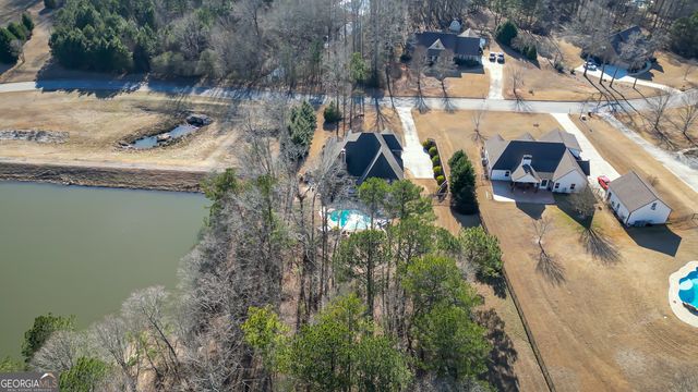 201 Country Lake Drive, Senoia, GA 30276