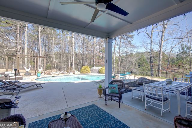 201 Country Lake Drive, Senoia, GA 30276