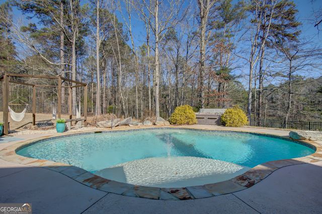 201 Country Lake Drive, Senoia, GA 30276