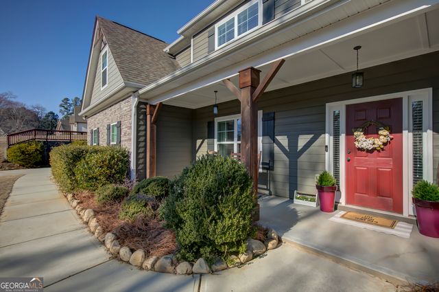 201 Country Lake Drive, Senoia, GA 30276