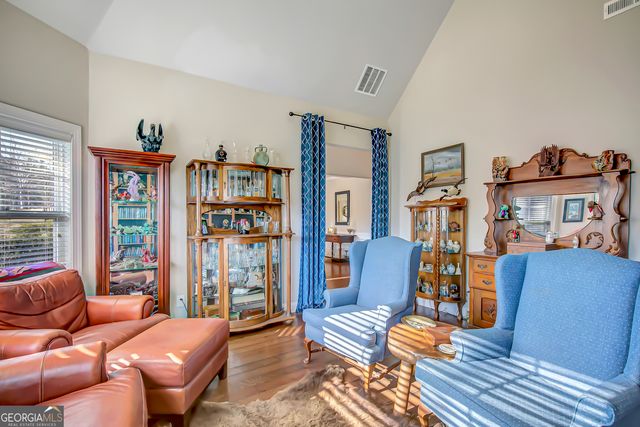 201 Country Lake Drive, Senoia, GA 30276