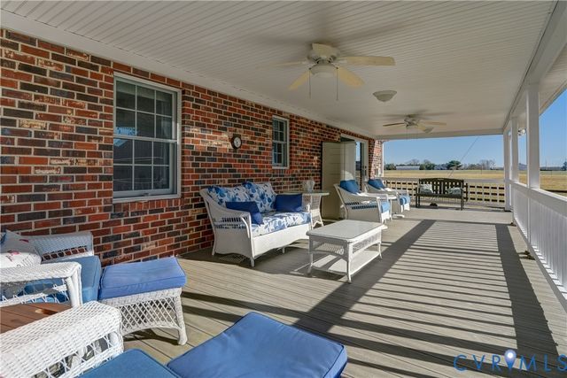 2426 Howerton Rd, Dunnsville, VA 22454