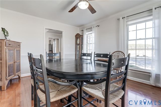 2426 Howerton Rd, Dunnsville, VA 22454