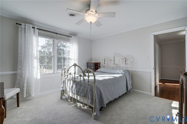 2426 Howerton Rd, Dunnsville, VA 22454