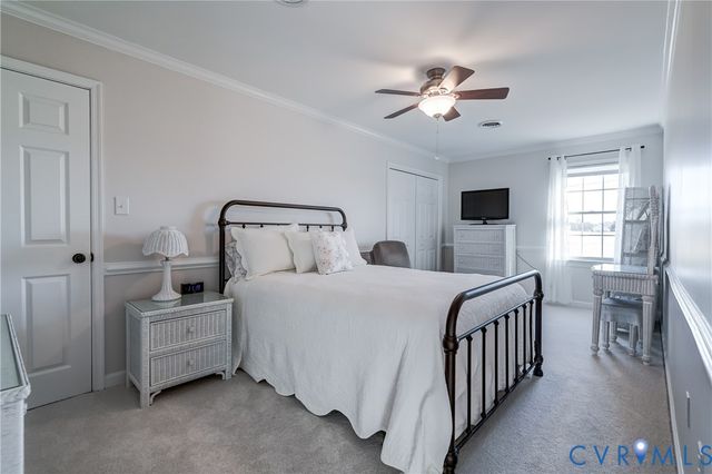 2426 Howerton Rd, Dunnsville, VA 22454