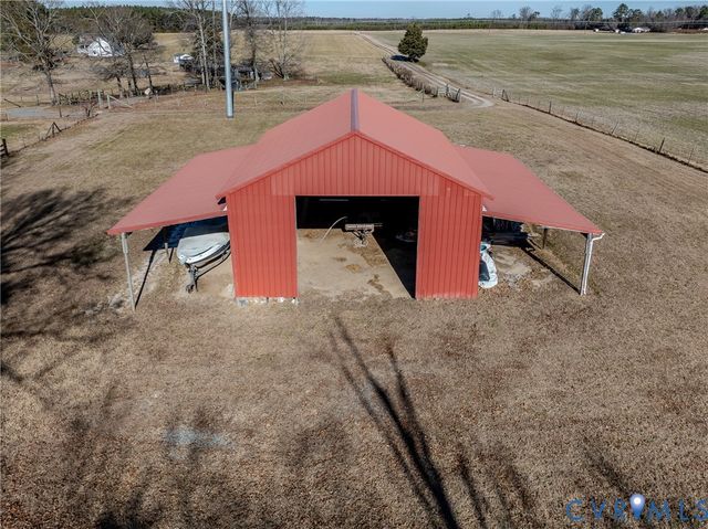 2426 Howerton Rd, Dunnsville, VA 22454