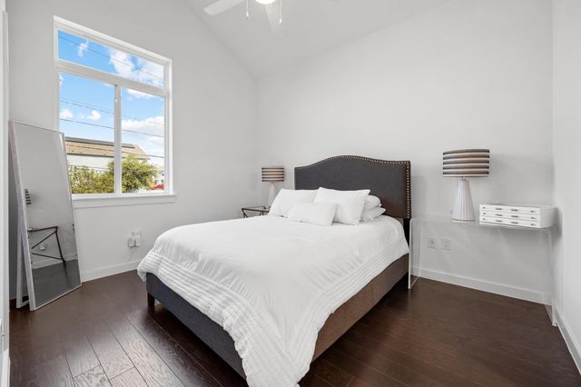 814 N Bluff DR 70, Austin, TX 78745