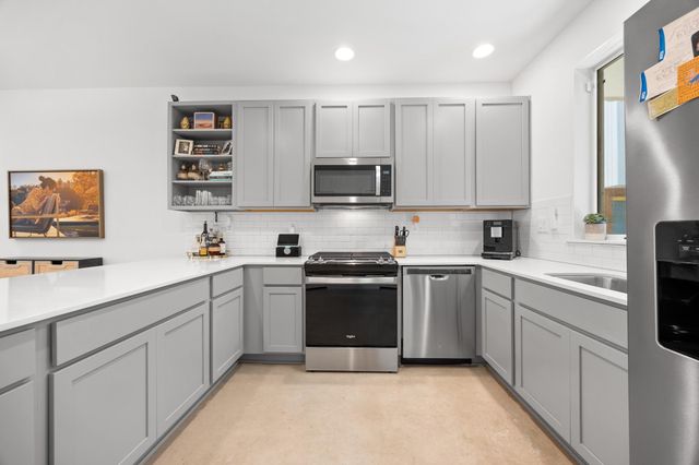 814 N Bluff DR 70, Austin, TX 78745