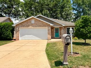 6908 Dunlin Court, Hobart, IN 46342