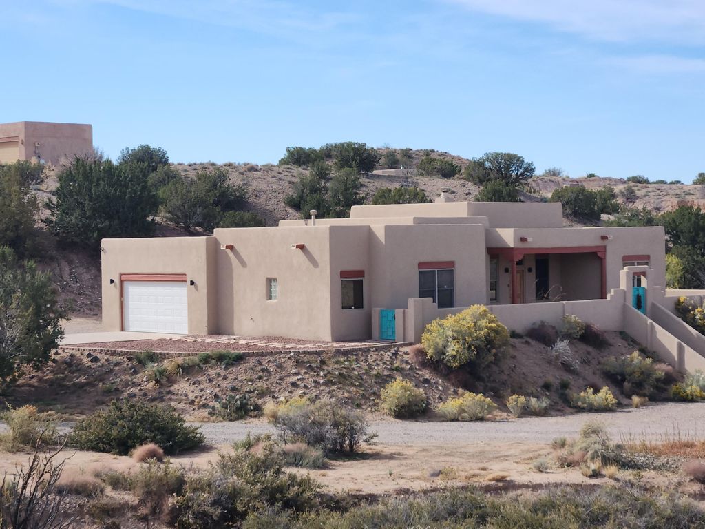 71 VISTA MONTANA LOOP, Placitas, NM 87043