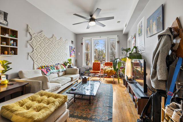 2630 W Division Street 2F, Chicago, IL 60622