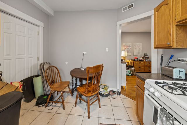 2630 W Division Street 2F, Chicago, IL 60622