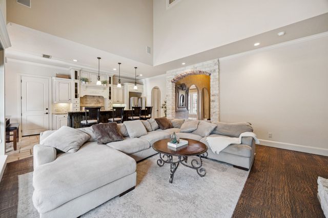 1411 Long And Winding Road, Mansfield, TX 76063