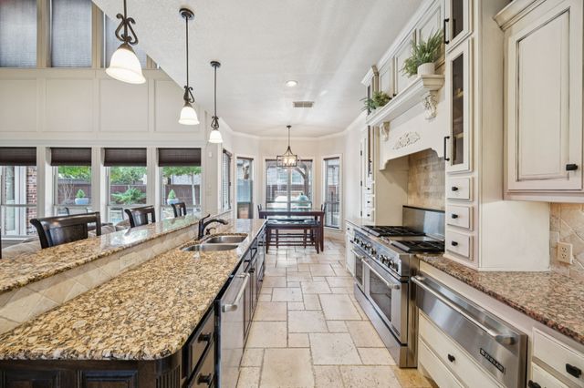 1411 Long And Winding Road, Mansfield, TX 76063