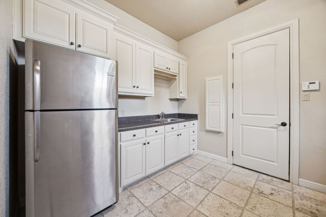 1411 Long And Winding Road, Mansfield, TX 76063