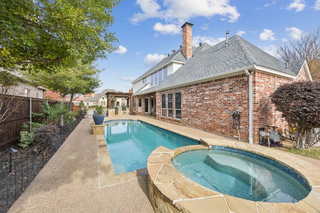 1411 Long And Winding Road, Mansfield, TX 76063