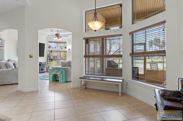 5 Laguna Madre Dr., Laguna Vista, TX 78578