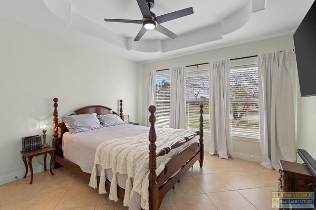 5 Laguna Madre Dr., Laguna Vista, TX 78578