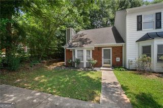 1393 Poplar Pointe SE, Smyrna, GA 30082