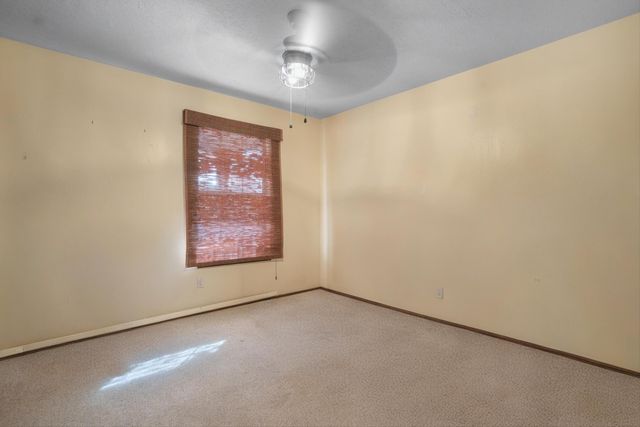 6219 Flor Del Sol Place NW, Albuquerque, NM 87120