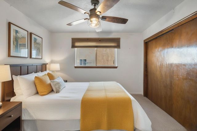 6219 Flor Del Sol Place NW, Albuquerque, NM 87120