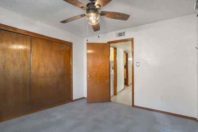 6219 Flor Del Sol Place NW, Albuquerque, NM 87120