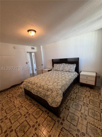 720 Collins Ave 502, Miami Beach, FL 33139