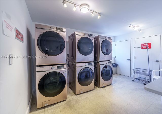 720 Collins Ave 502, Miami Beach, FL 33139