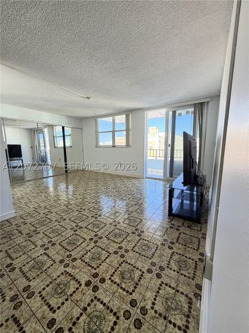 720 Collins Ave 502, Miami Beach, FL 33139