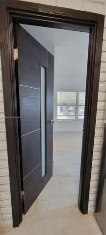 26 SE 13th Terrace 17, Dania Beach, FL 33004