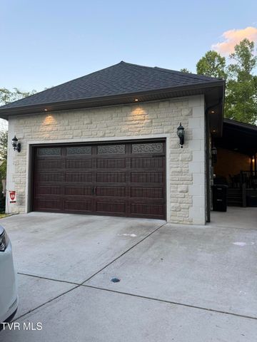 103 Southwest Fernwood Lane, Wise, VA 24293