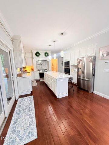 103 Southwest Fernwood Lane, Wise, VA 24293