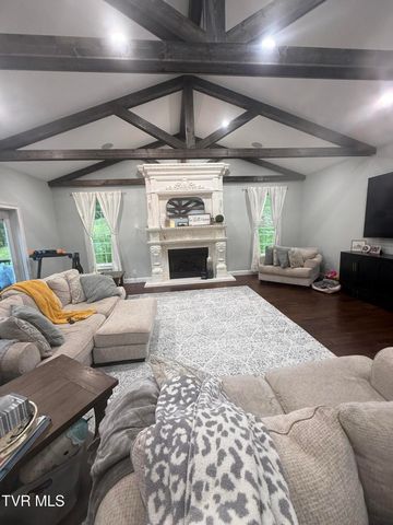 103 Southwest Fernwood Lane, Wise, VA 24293