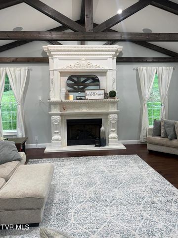 103 Southwest Fernwood Lane, Wise, VA 24293