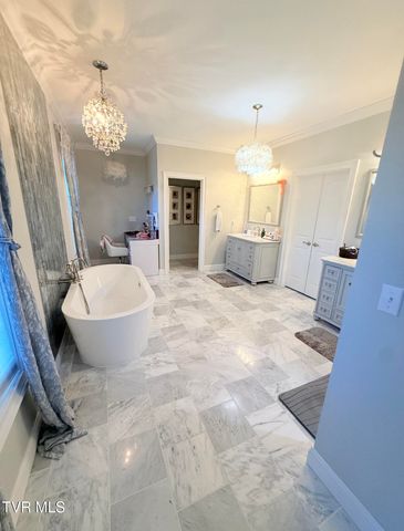 103 Southwest Fernwood Lane, Wise, VA 24293