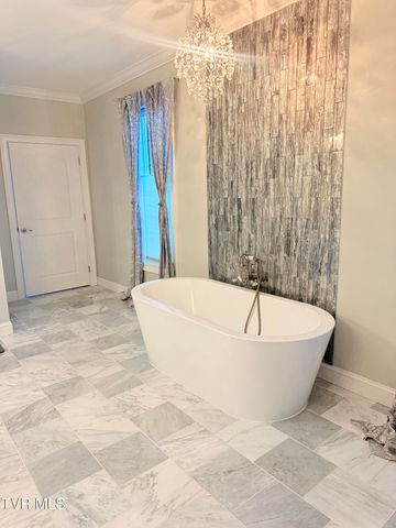 103 Southwest Fernwood Lane, Wise, VA 24293