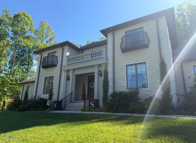 103 Southwest Fernwood Lane, Wise, VA 24293