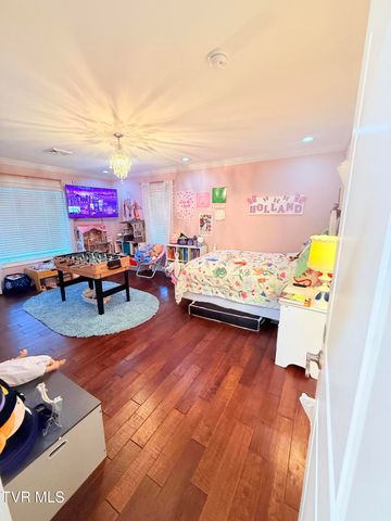 103 Southwest Fernwood Lane, Wise, VA 24293