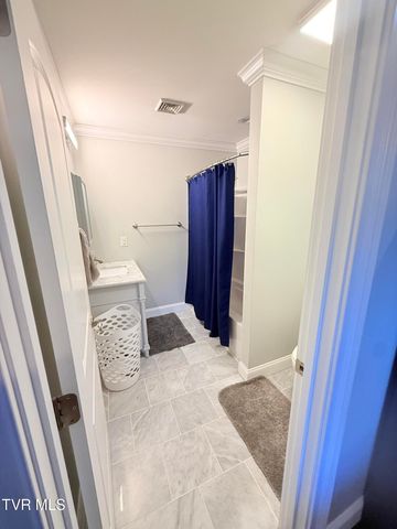 103 Southwest Fernwood Lane, Wise, VA 24293