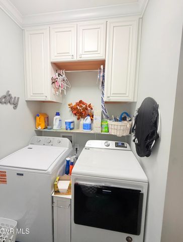 103 Southwest Fernwood Lane, Wise, VA 24293
